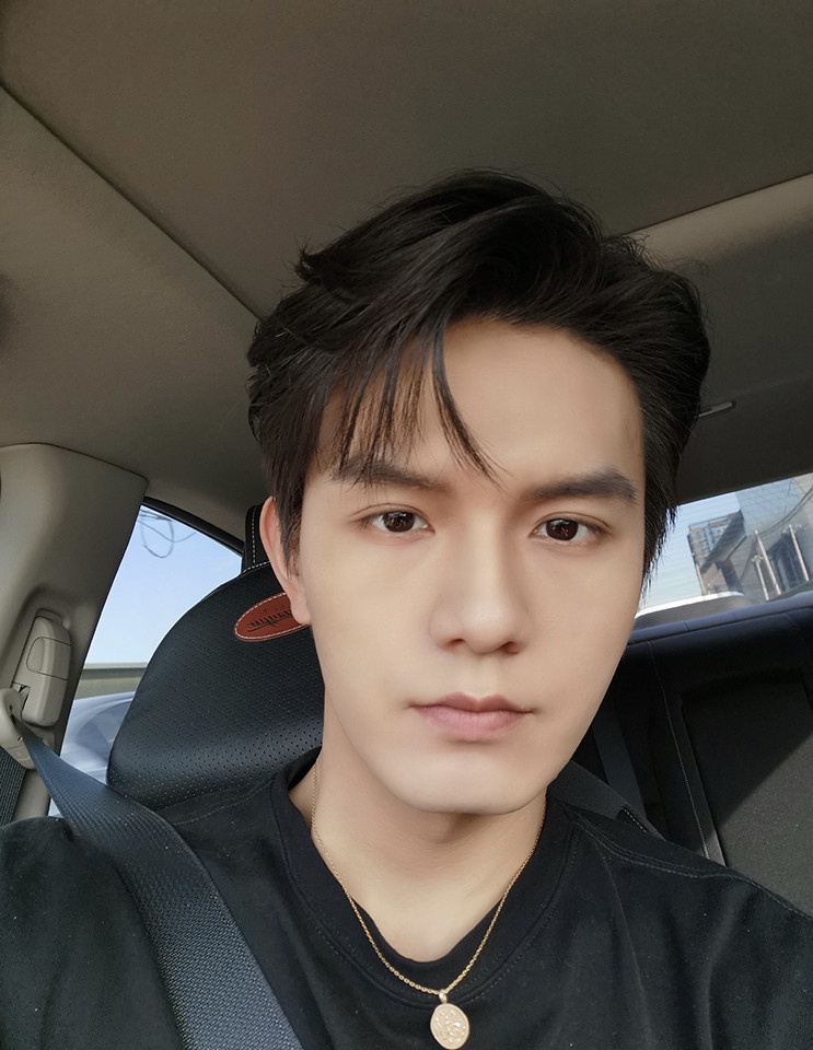 古裝劇《斛珠夫人》配角古裝vs時裝9:葉莜瑋 飾演 褚季昶