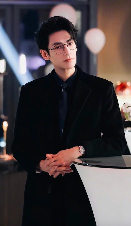 2021陸劇男主「眼鏡殺」1:羅雲熙 飾演《良言寫意》厲擇良