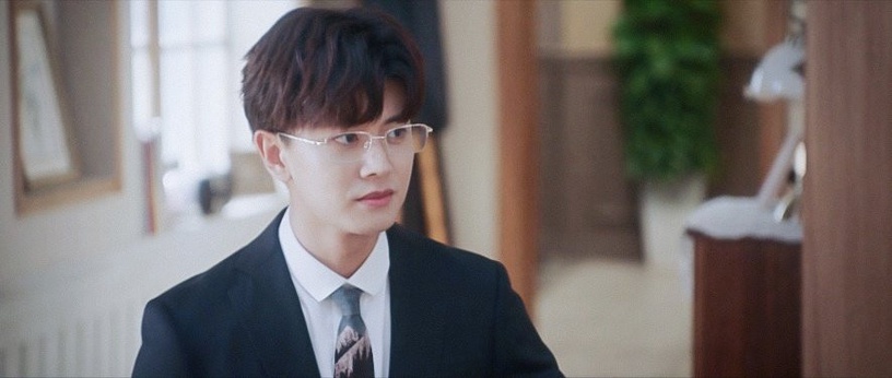 2021陸劇男主「眼鏡殺」2:任嘉倫 飾演《一生一世》周生辰