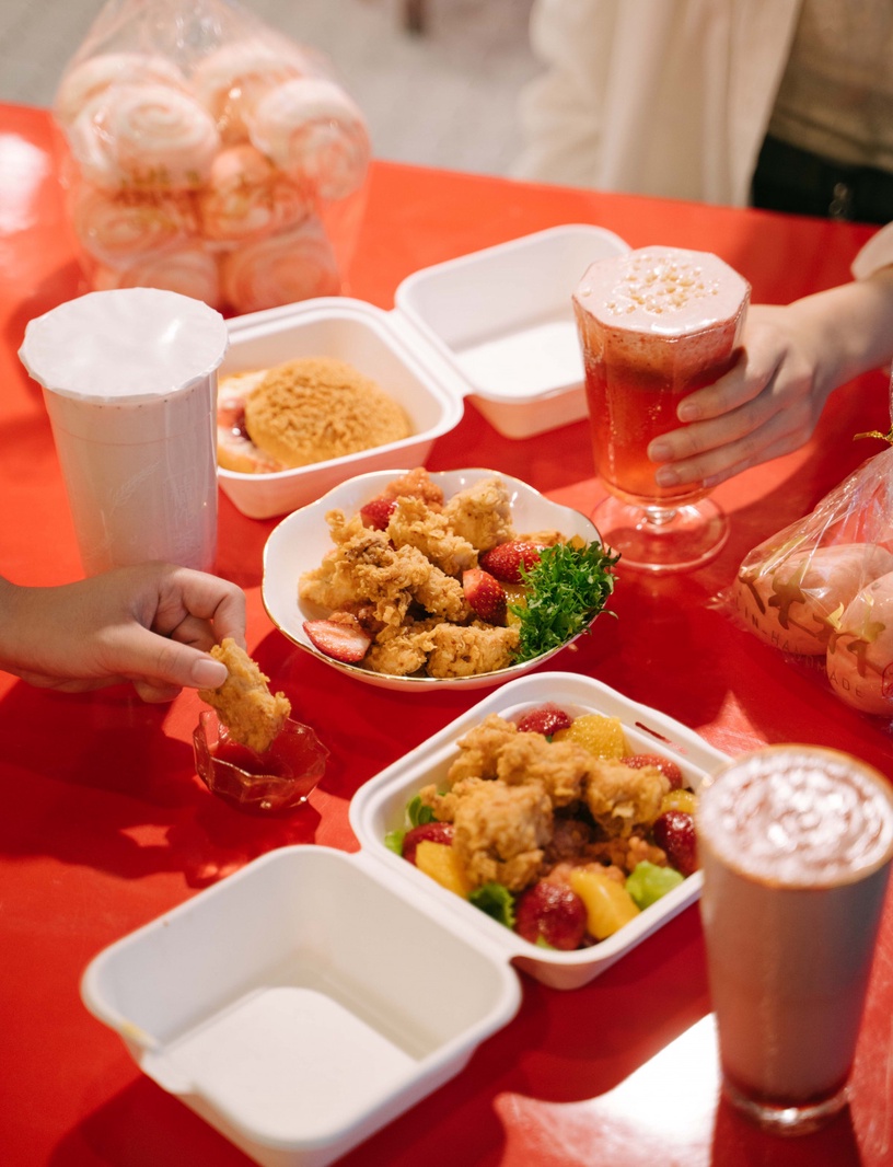 全台「草莓甜點市集2021」台北、台中都有!超過50家甜點名店,陪你一起過聖誕節、跨年