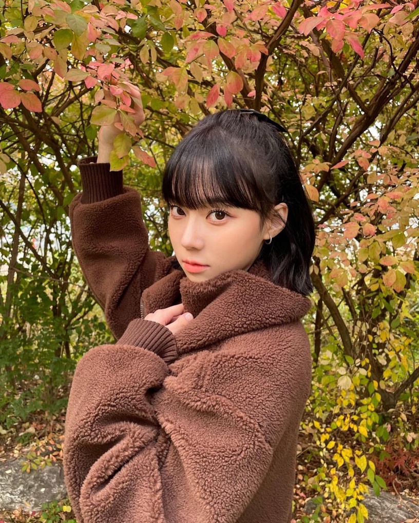 韓國論壇「顏值高到上熱搜」女偶像TOP7!Jisoo逆天顏值引熱議,aespa就有兩位上榜!