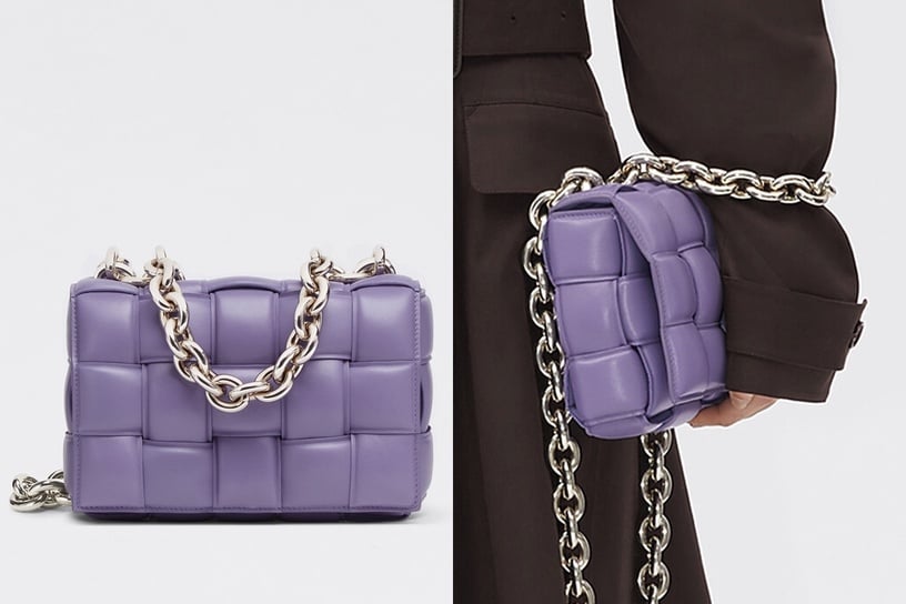 2022 PANTONE長春花藍包包推薦:Bottega Veneta CASSETTE鍊條編織肩背包,NT139,900