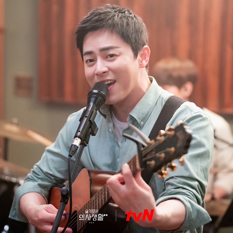 2021「年度韓劇演員」Top10!宋仲基第十,《現正分手中》宋慧喬沒前三,李政宰&全智賢都不敵《海岸村恰恰恰》金宣虎!