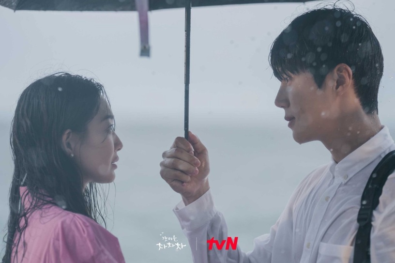 2021「年度韓劇演員」Top10!宋仲基第十,《現正分手中》宋慧喬沒前三,李政宰&全智賢都不敵《海岸村恰恰恰》金宣虎!