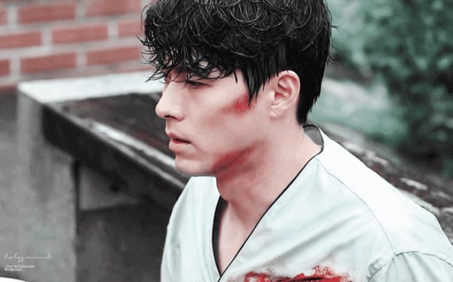 「慘到心疼」的韓劇男主!俊昊《衣袖》不是最慘,李準基根本「天煞孤星」卻慘不過他?