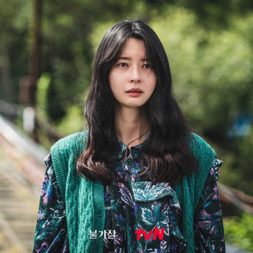 李陣郁、權娜拉《不可殺》首播收視6.346%!tvN耗資400億打造,網讚畫面拍攝像電影