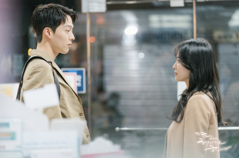 2021 SBS韓劇收視排行TOP10:《成為你的夜晚》2.1%