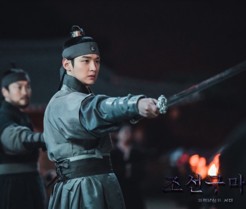 陷入「扭曲歷史爭議」的韓劇!《雪降花》20萬人請願下架,《奇皇后》收視高卻被罵超慘