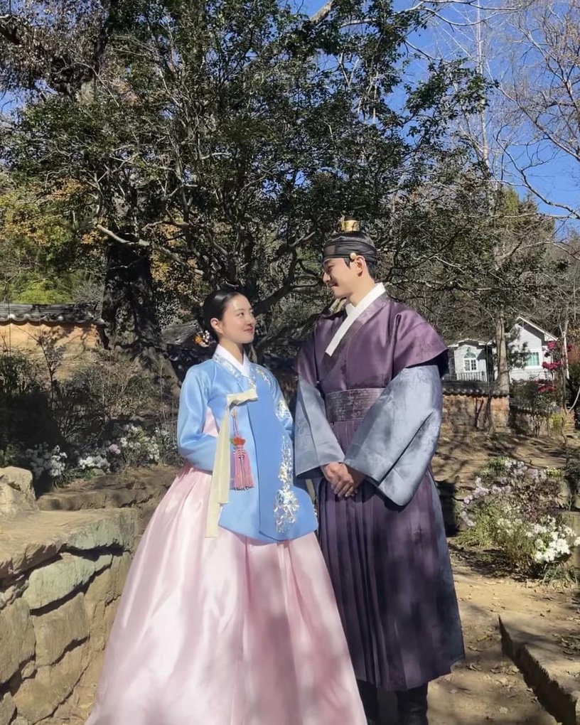 「結局超驚豔」的韓劇!《衣袖紅鑲邊》結局被讚「龍頭神尾」,IU《德魯納》這幕太出色