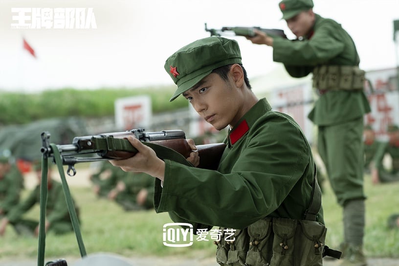 近期陸劇熱度榜TOP 1:黃景瑜、孝戰、鍾楚曦《王牌部隊》