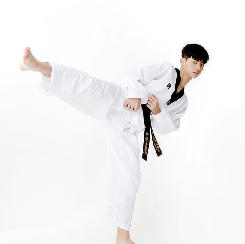 關於《華燈初上》吳子維「劉敬」1：擁有10年跆拳道黑帶的實力
