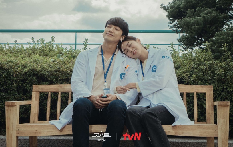 Rain、金汎《Ghost Doctor》首播收視開紅盤!奇幻+醫療題材,劇情輕鬆爆笑、步調快!