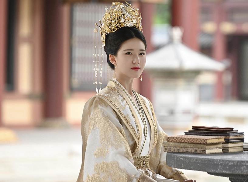 2022待播古裝劇女主造型3:趙露思《且試天下》、《星漢燦爛》