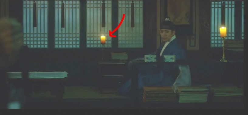 《衣袖紅鑲邊》彩蛋細節!結局「凌霄花」盛開藏隱喻,祘因德任分心,寫下的字是「愛」