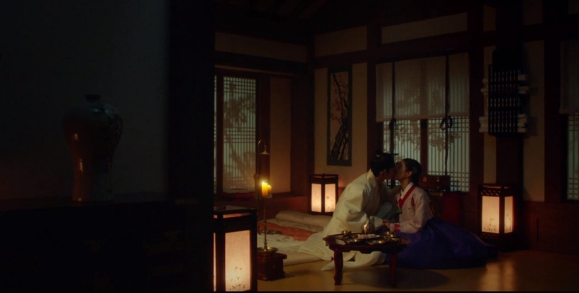 原本真是19禁!《衣袖紅鑲邊》「祘親吻她紋身」圓房戲被刪光,《鬼怪》孔劉超慾吻戲也不完整