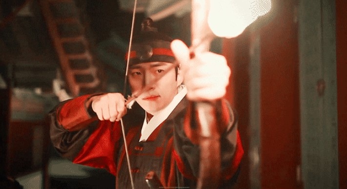 《衣袖紅鑲邊》歷史上的李祘!德任死後他怎麼過?娶小18歲綏嬪,一生努力治國卻被大妃毒死?