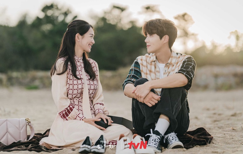 2021 Netflix韓劇全球積分TOP10:《驅魔麵館》