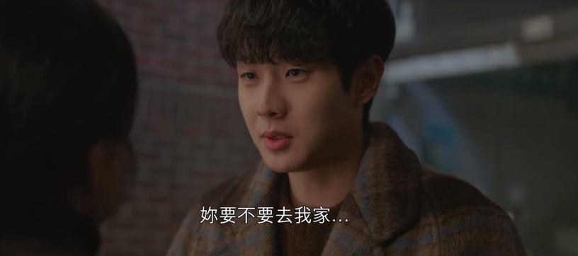 Netflix《那年,我們的夏天》崔宇植6個心動攻勢!霸氣壁咚&還約延秀回家喝紅棗茶?小雄終於「懂事」了
