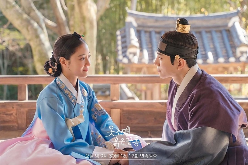 被粉絲催婚的韓劇CP!《那年我們》《衣袖》火花強、玄彬孫藝珍太甜,網腦補他們戀愛中
