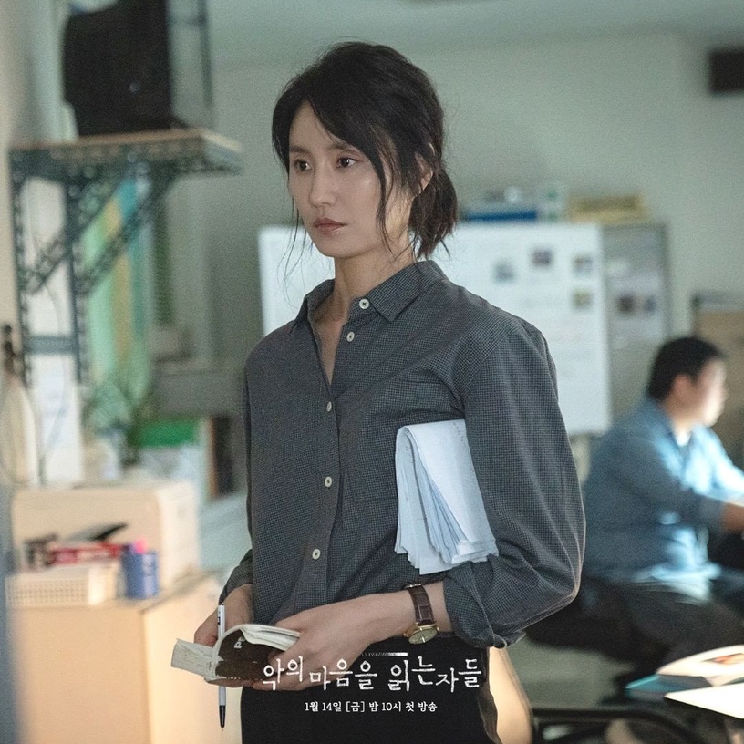 《解讀惡之心的人們》首播爆好評!男孩落水驚見紅衣女屍,19禁犯罪懸疑劇必追