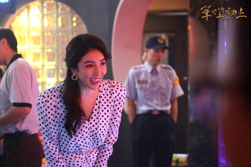 Netflix《華燈初上2》楊謹華經典角色!曾演劉德華MV,《敗犬》爆紅前被欺負?劇組竟要她「試床戲」