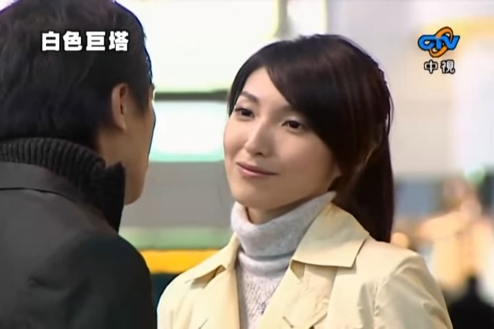 Netflix《華燈初上2》楊謹華經典角色!曾演劉德華MV,《敗犬》爆紅前被欺負?劇組竟要她「試床戲」