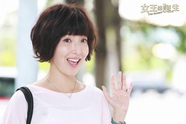 Netflix《華燈初上2》楊謹華經典角色!曾演劉德華MV,《敗犬》爆紅前被欺負?劇組竟要她「試床戲」