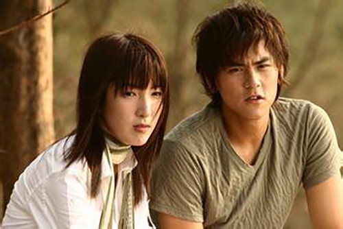 Netflix《華燈初上2》楊謹華經典角色!曾演劉德華MV,《敗犬》爆紅前被欺負?劇組竟要她「試床戲」