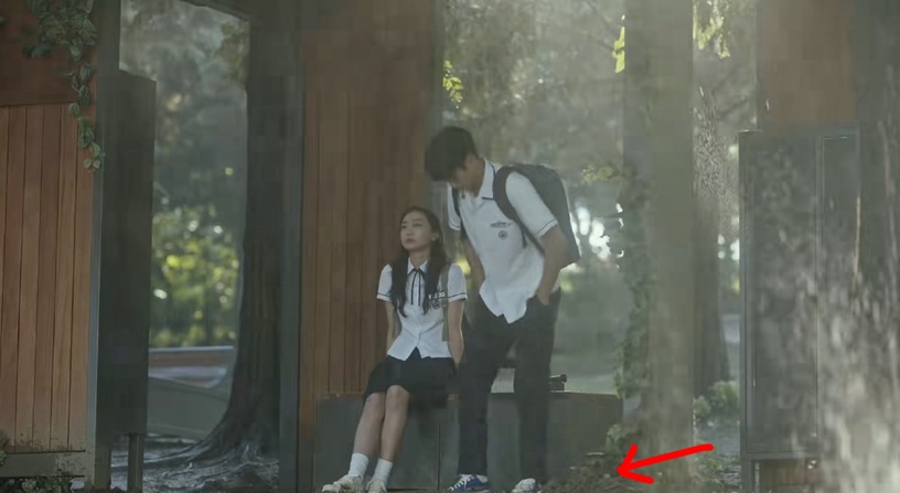 《那年我們》8個魔鬼細節!小雄筆名來自「梵谷」?雄延秀「鞋子不同色」藏超絕巧思!
