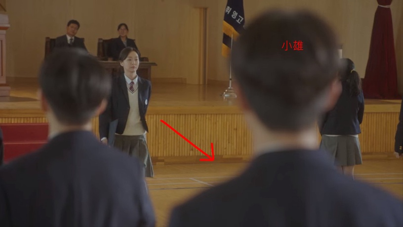 《那年我們》8個魔鬼細節!小雄筆名來自「梵谷」?雄延秀「鞋子不同色」藏超絕巧思!