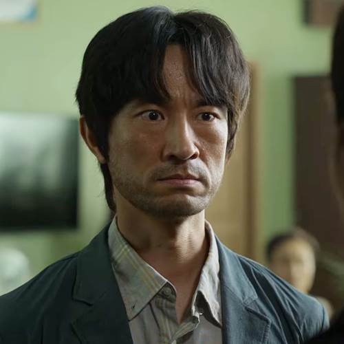 《殭屍校園》劇版&漫畫9差異!溫召三角戀是劇版魔改、娜延本來更壞,班長結局改最多!