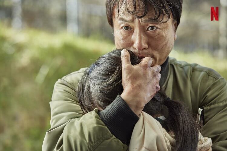 《殭屍校園》劇版&漫畫9差異!溫召三角戀是魔改、漫畫娜延殺了老師,班長結局改最多!