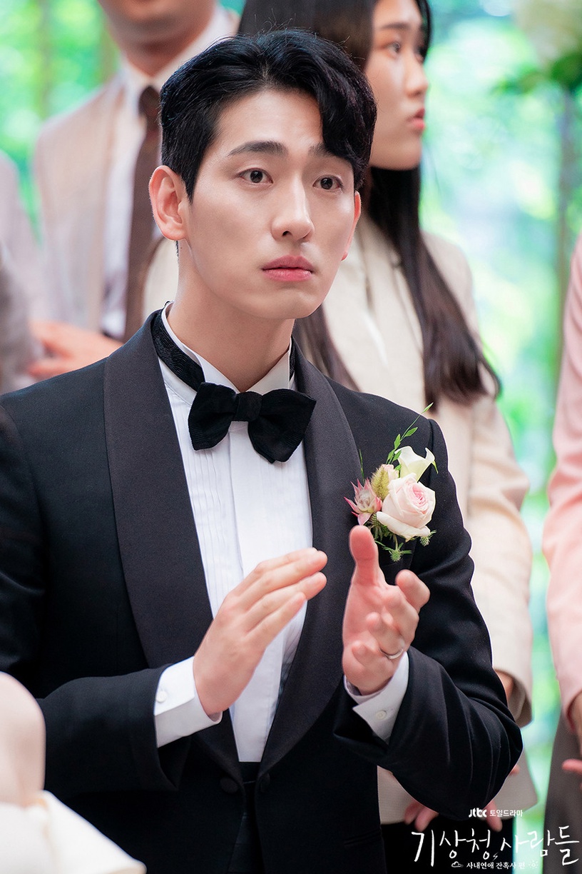 《氣象廳的人們》8位配角介紹!Yura&尹博二搭,更藏《機醫》、《哲仁王后》搶眼配角