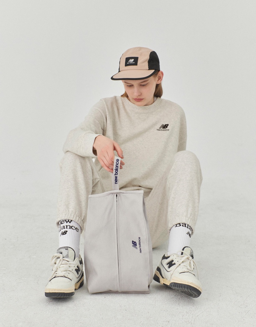 首度跨界合作!Pazzo X New Balance推出多款舒適時髦單品,NB408運動鞋獨家開賣!