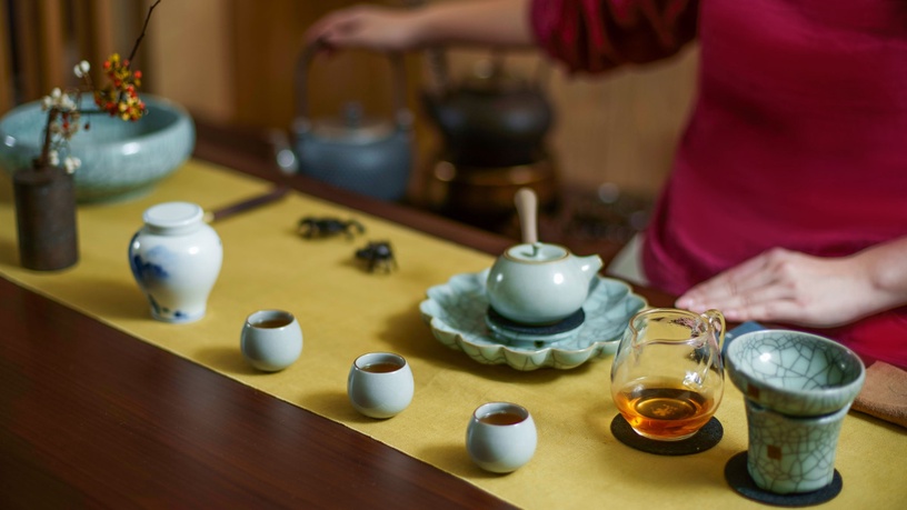 南投住宿推薦!全新頂級「溪山行館」開幕,僅6間頂級客房,可賞山巒美景再享茶道體驗