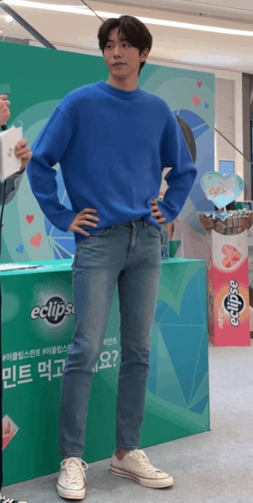 長太高!《二十五二十一》南柱赫187cm「頂到地鐵天花板」,《氣象廳的人們》宋江186比門高,李敏鎬真低調不了