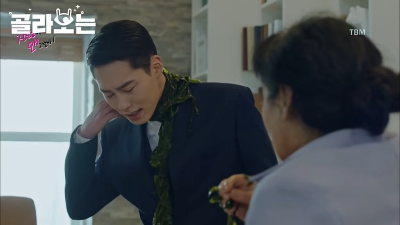 《社內相親》「豬排甩耳光」不是最扯!韓劇獵奇的「食物耳光」,五花肉耳光還不是最噁