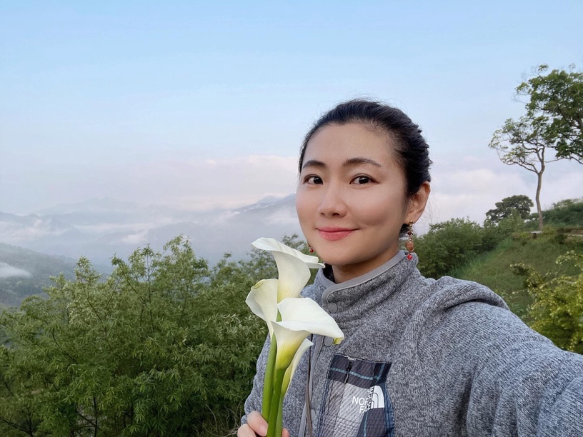 離婚後過得更好!大S再婚「酷龍」具俊曄、賈靜雯大談姐弟戀:「他讓我再次相信愛情」