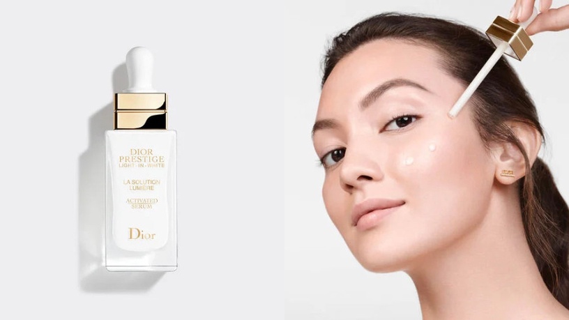 美白精華推薦1:Orbis 澈白新肌化妝水,180ml,NT$820元
