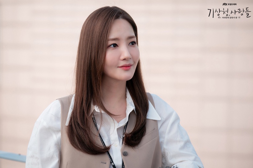 近期熱播韓劇話題度TOP10:《瘋狂愛上你》3.13%