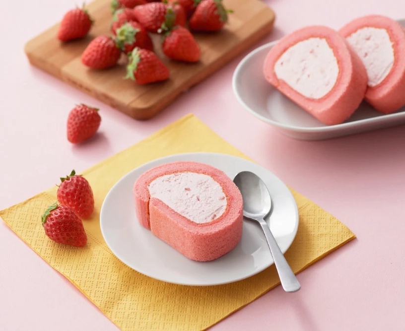 IKEA草莓季甜點:草莓生乳捲 售價日幣300圓