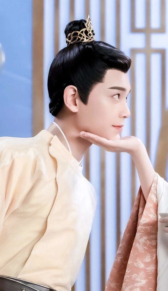 陸劇「呆萌男主」6:丁禹兮 飾演《傳聞中的陳芊芊》韓爍