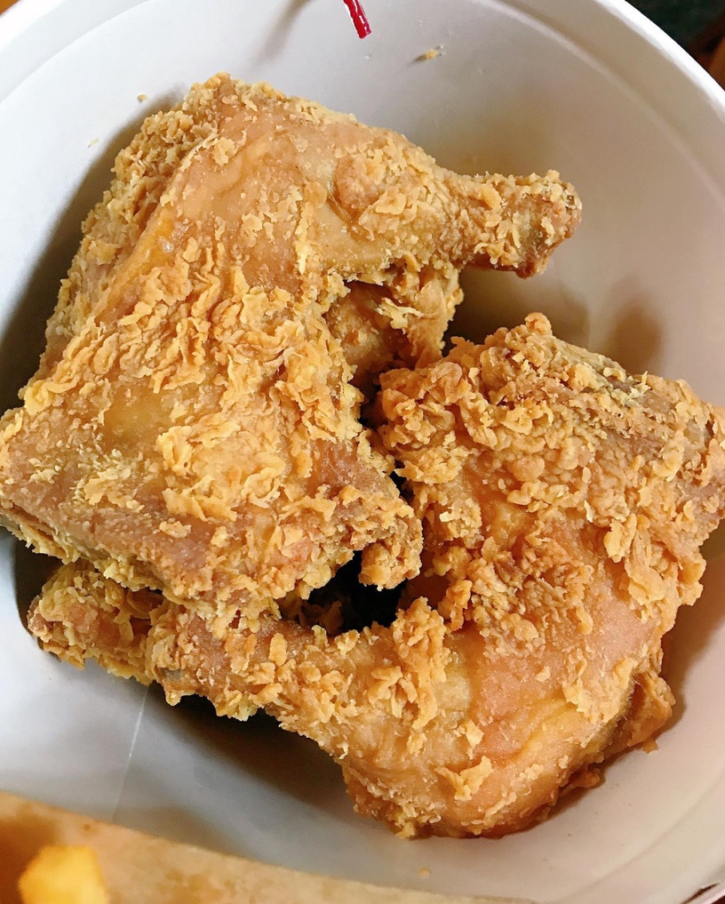 5家連鎖炸雞店推薦,昌平炸雞鮮嫩肉質必吃、拿坡里酥脆奶香超涮嘴!