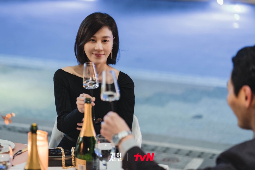 近期熱播韓劇話題度TOP10:《婚詞離曲3》2.73%