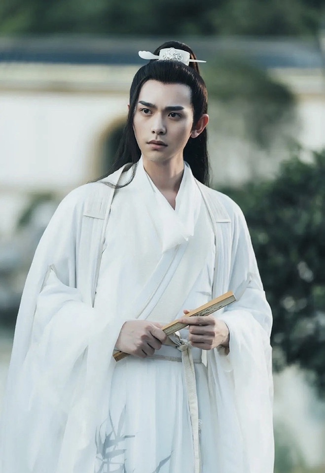 網議「不紅沒天理的古裝神顏」男星8:駱明頡 尚無古裝待播劇