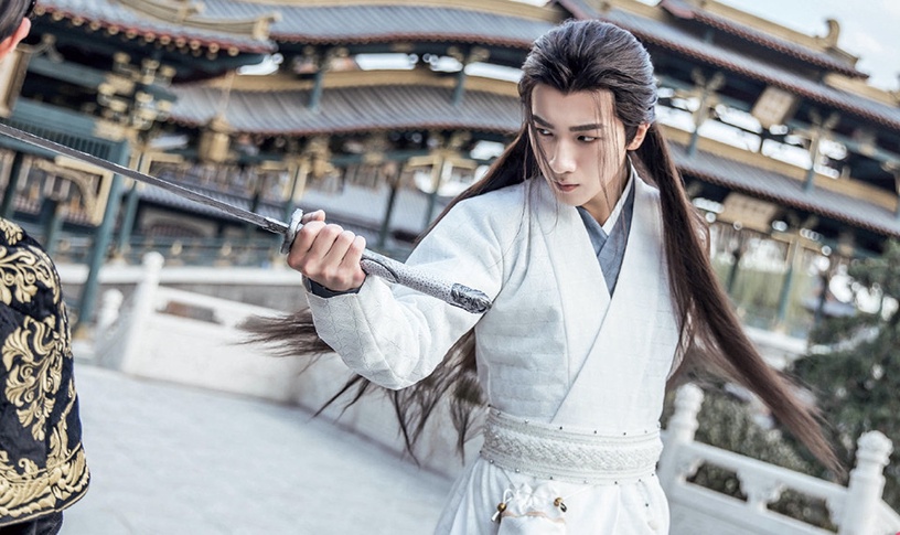 網議「不紅沒天理的古裝神顏」男星10:李宏毅 待播古裝《殺破狼》《錯嫁世子妃》《武林有驕氣》《皇后劉黑胖》《少年歌行》