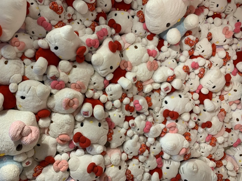 是Hello Kitty樂園!Hello Kitty蘋果屋全新登場,巨大Kitty必打卡,還有Kitty午茶!