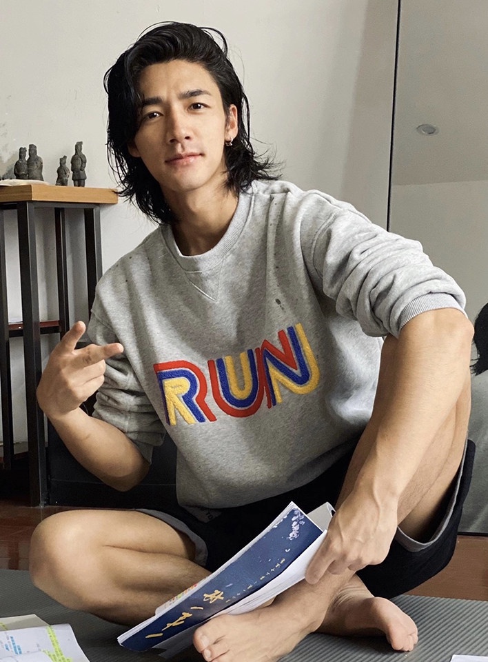 古裝劇《與君初相識》配角古裝vs時裝5:此沙 飾演 離殊