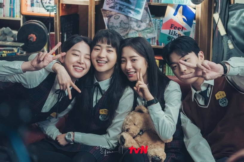 Netflix「2022第一季度」韓劇收視排行TOP9:《社內相親》