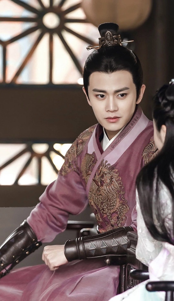 古裝劇「霸道總裁」2:任嘉倫 飾演《錦衣之下》陸繹